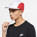 Supreme/Nike Boucle Running Hat