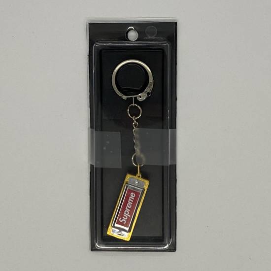 Supreme outlet key chains